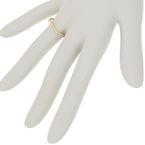 💫🆕 14K Gold Plated ღ Wavy Pave Ring ღ Gold ღ - Picture 3 of 8